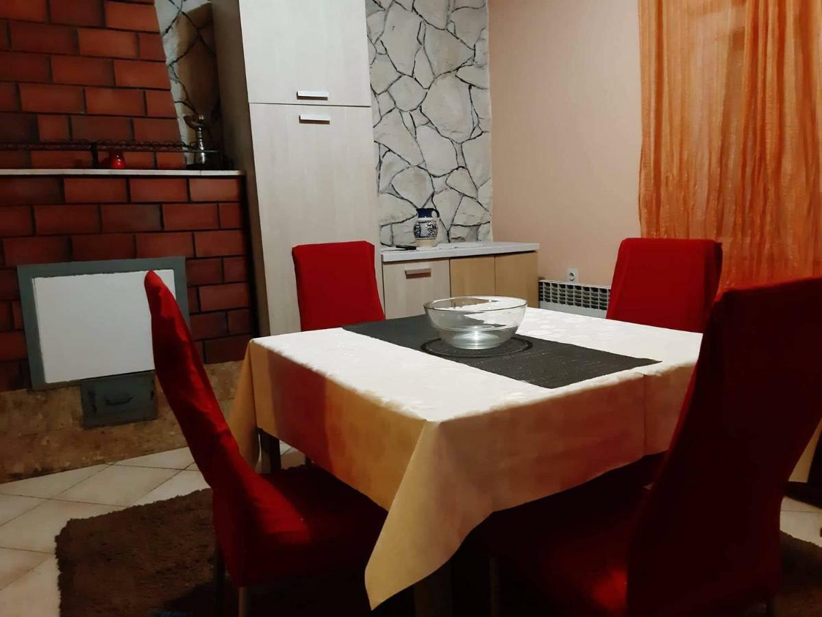 Lucija Apartma Trogir