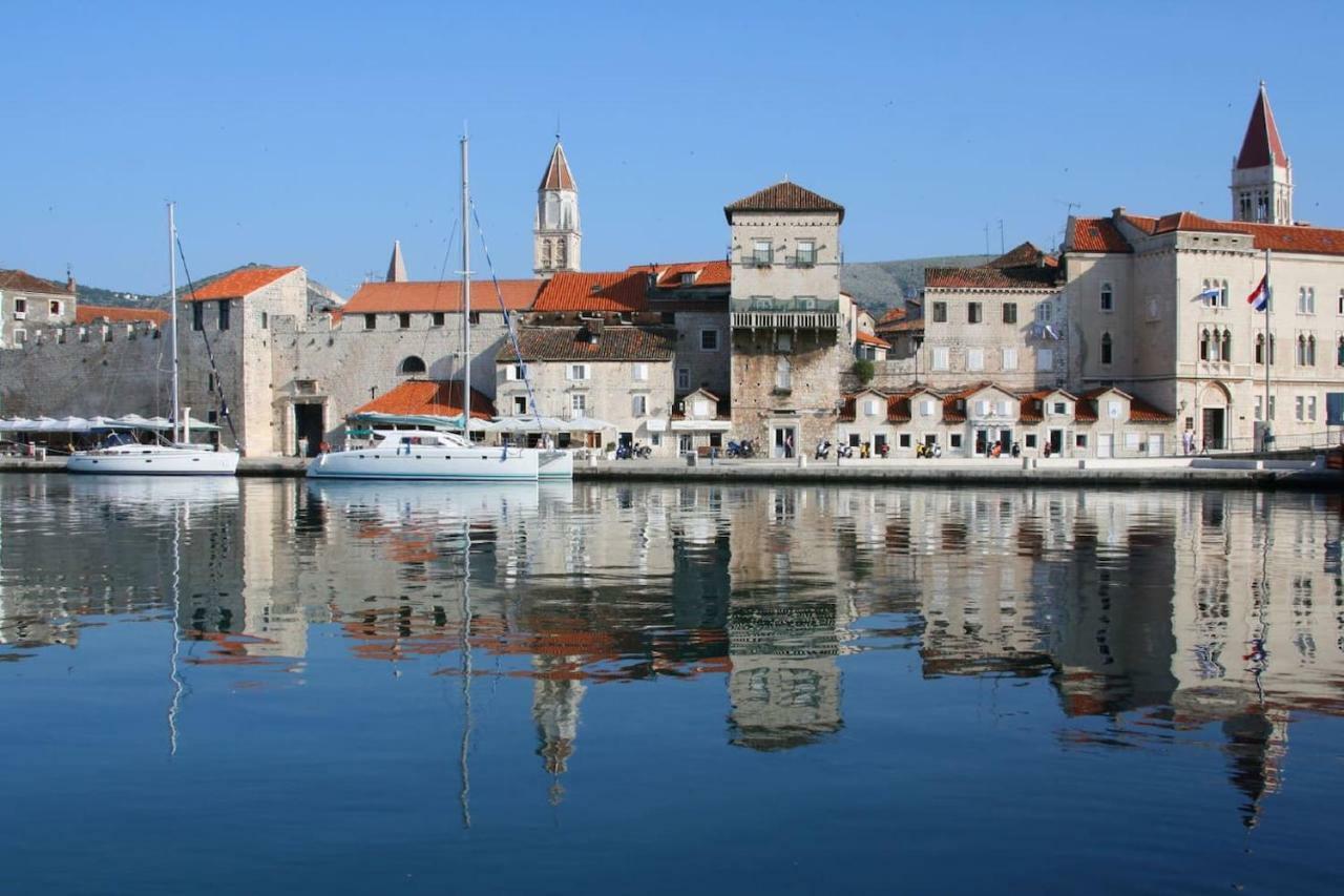 Lucija Apartma *